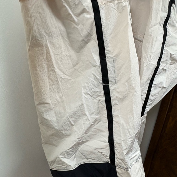 Free People FP Movement Peace Out Backpack Parachute Parka. Size M/L New W Tags - Picture 10 of 16